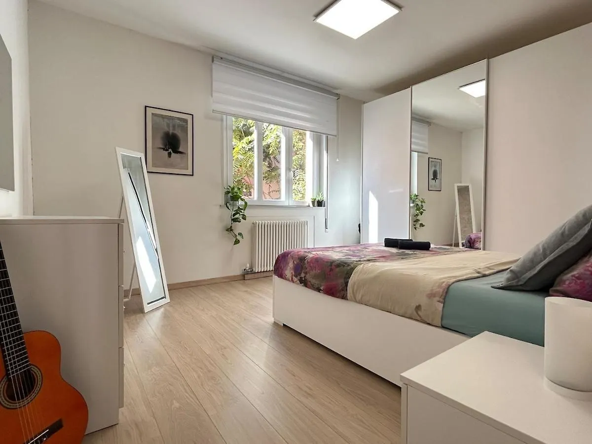 10 Min To Venice Modern & Cozy Apartment Italy