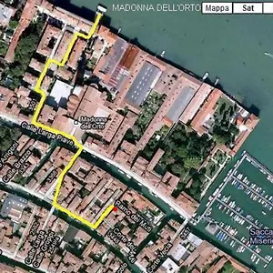  Appartamento Mori 3, In Centro Storico Di