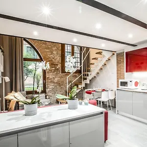  Appartamento Industrial Loft R&r